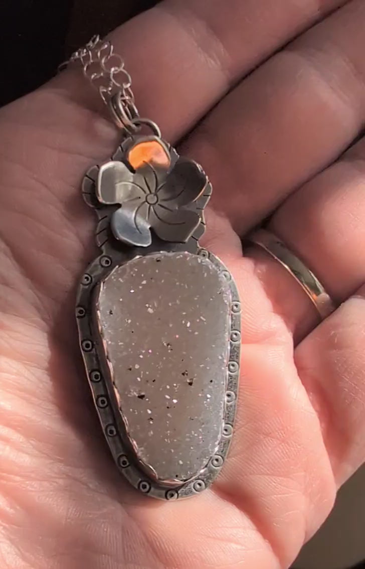 White druzy and flower necklace video