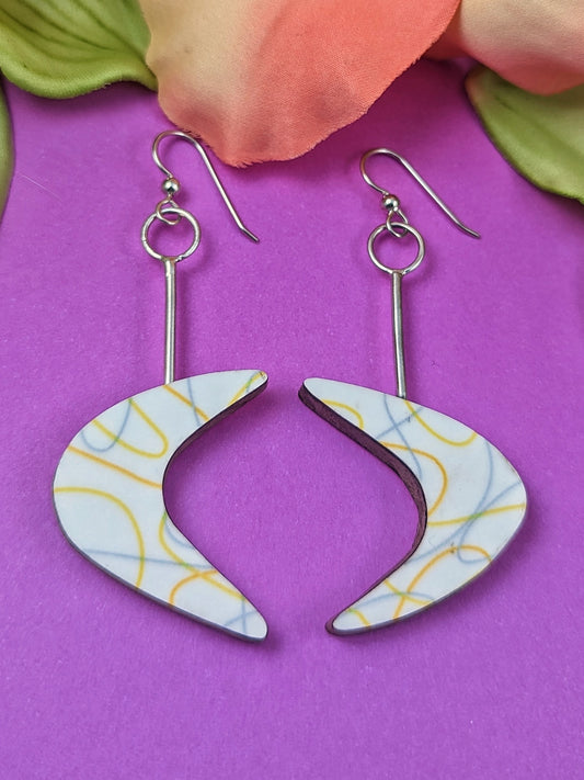 Boomerang Laminate Earrings - Yellow/White