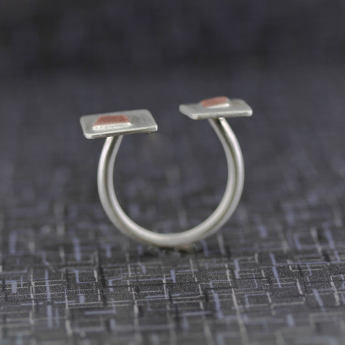 Alternate view of in between the finger ring