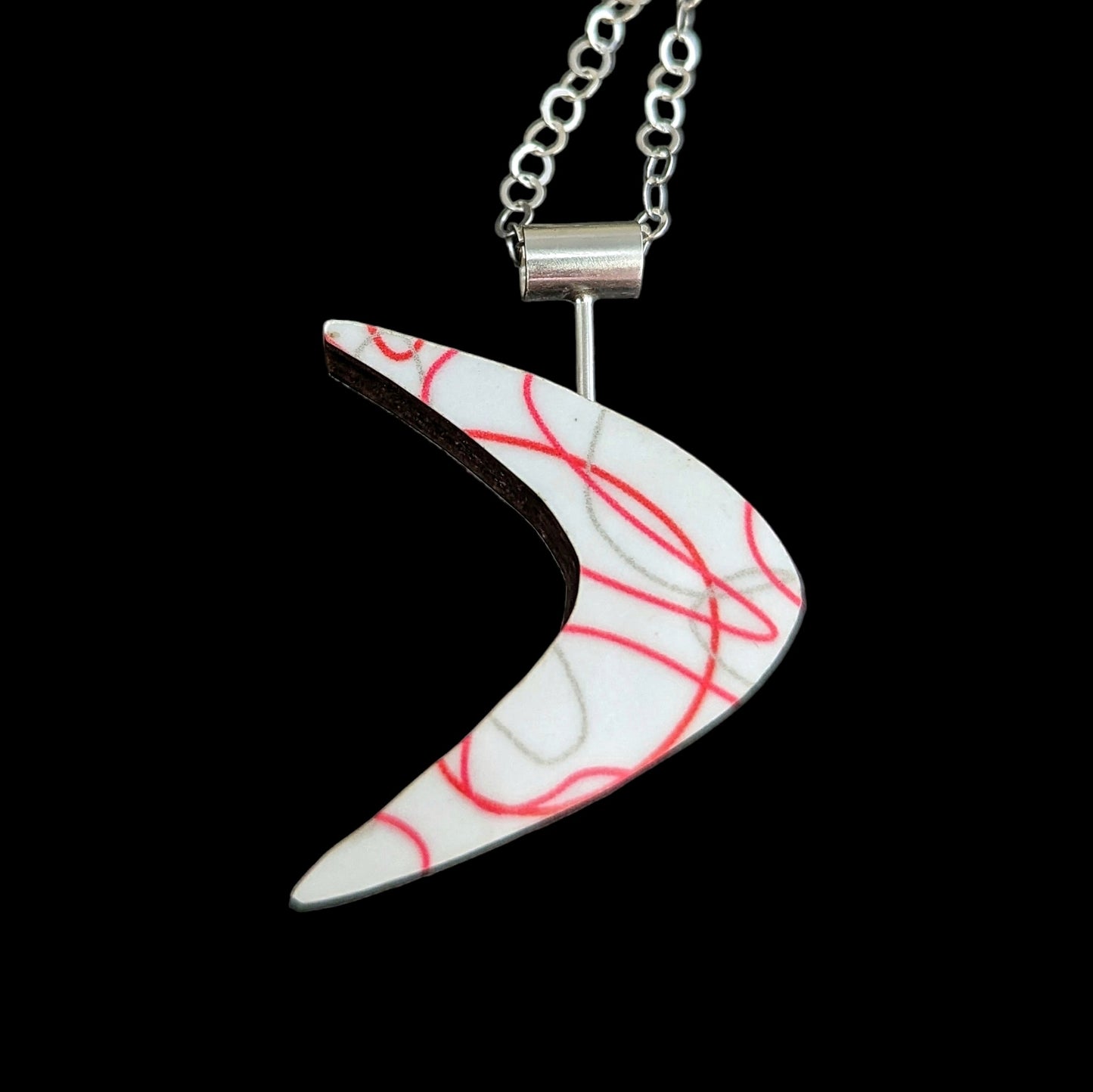 Boomerang Shaped Reversible Laminate Necklace - Red/White