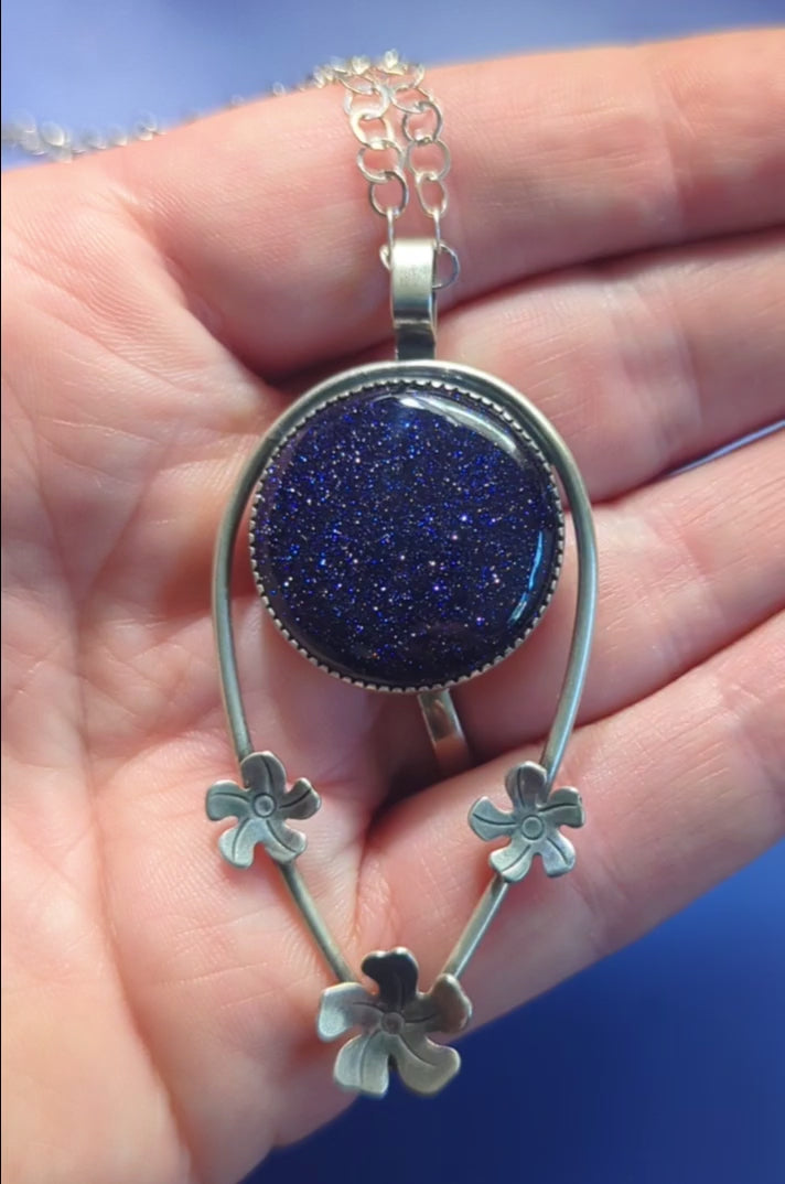 Video of the blue goldstone flower necklace