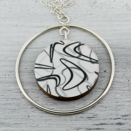 Sterling Silver Circle with Black/Grey Boomerang Laminate