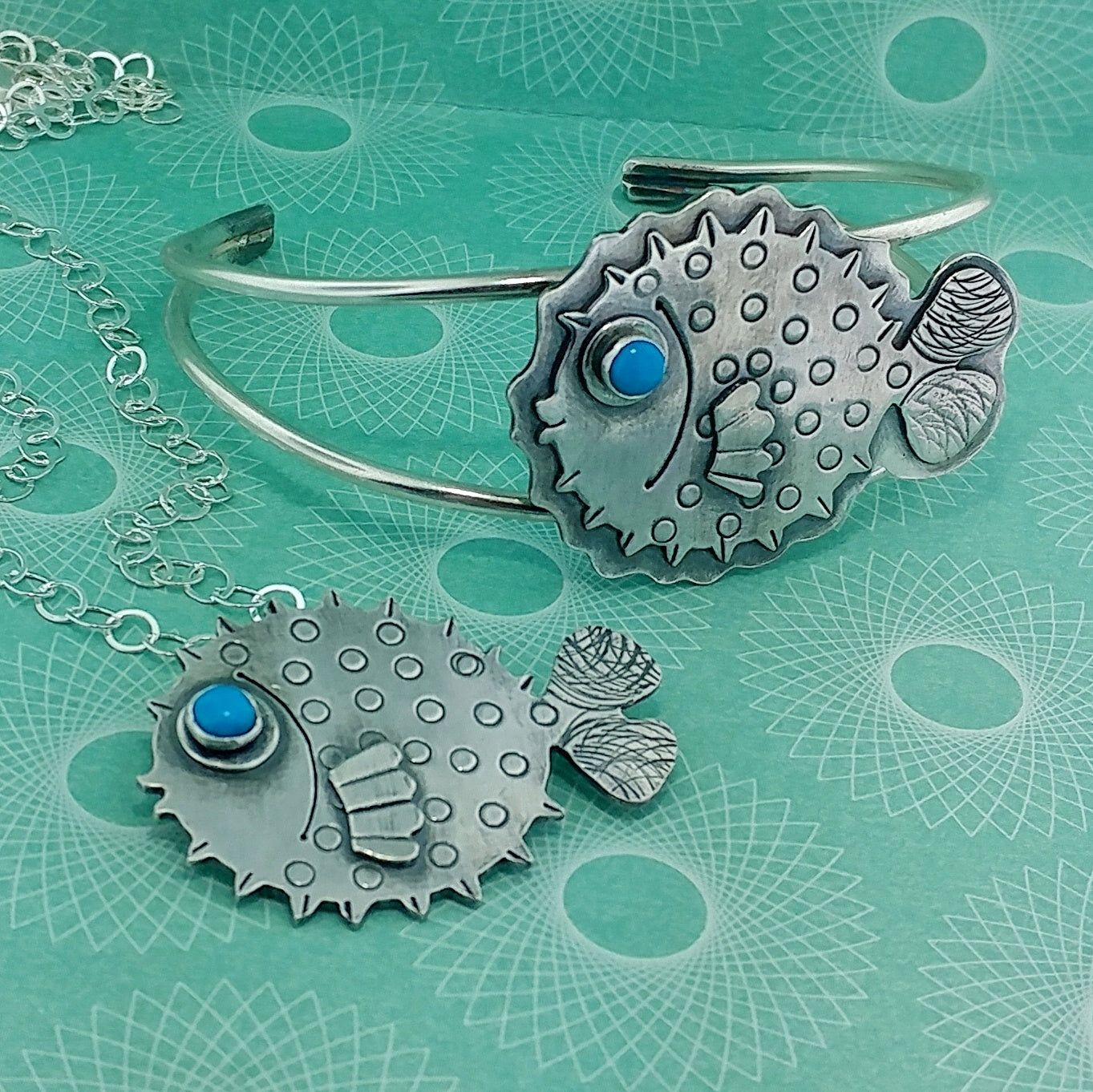 Pufferfish bracelet and necklace set