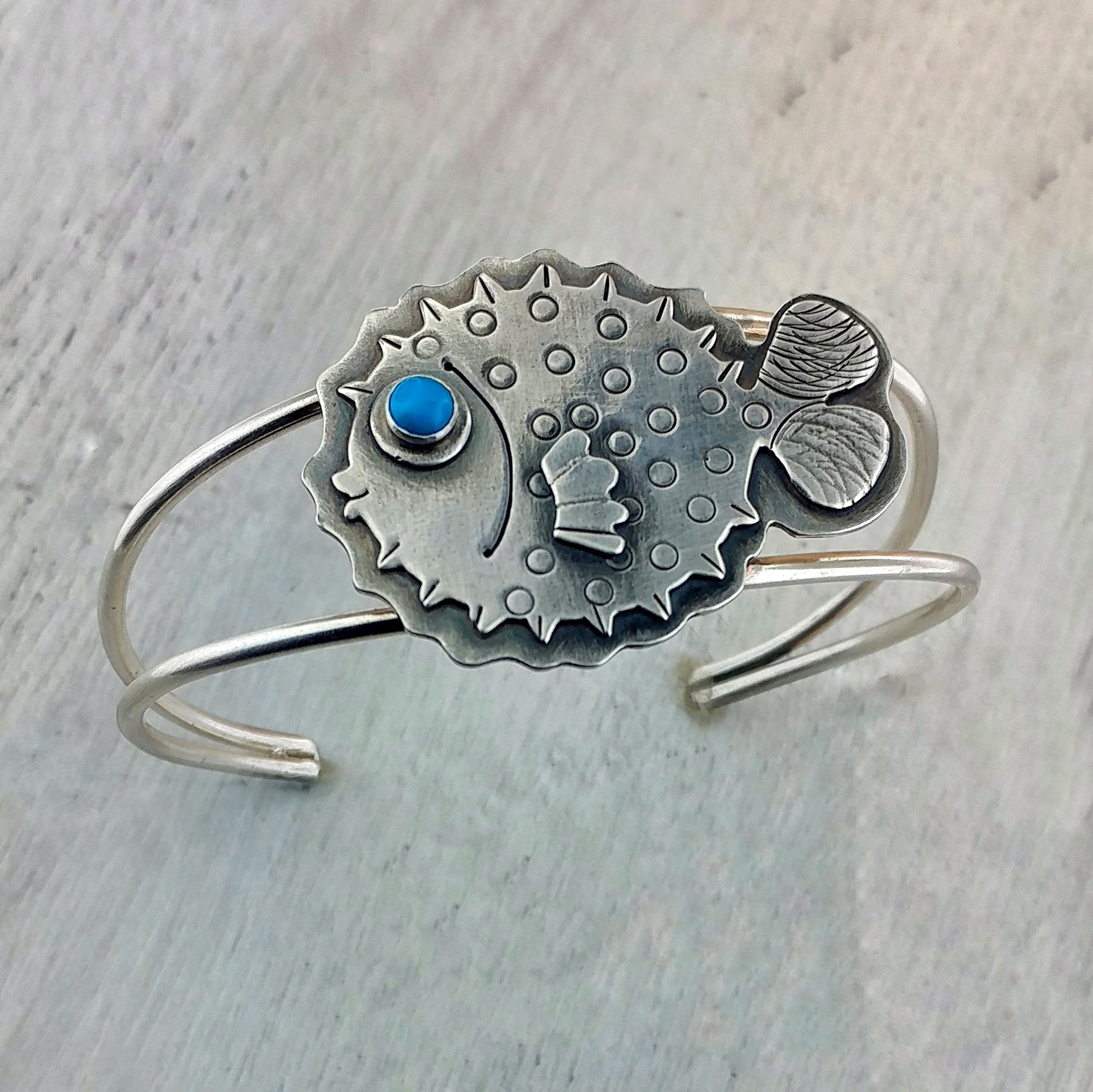 Puffer fish bracelet in sterling silver