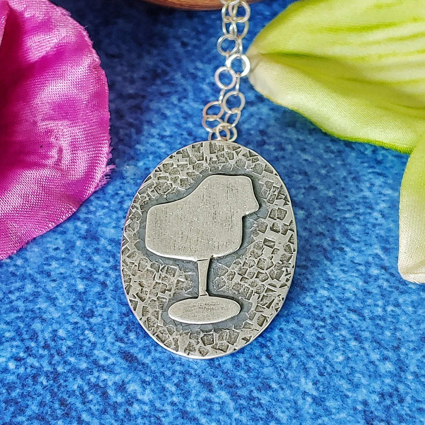 Tulip chair necklace