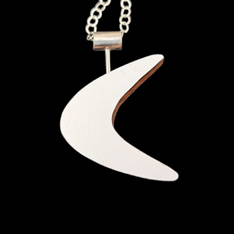 Boomerang Shaped Reversible Laminate Necklace - White